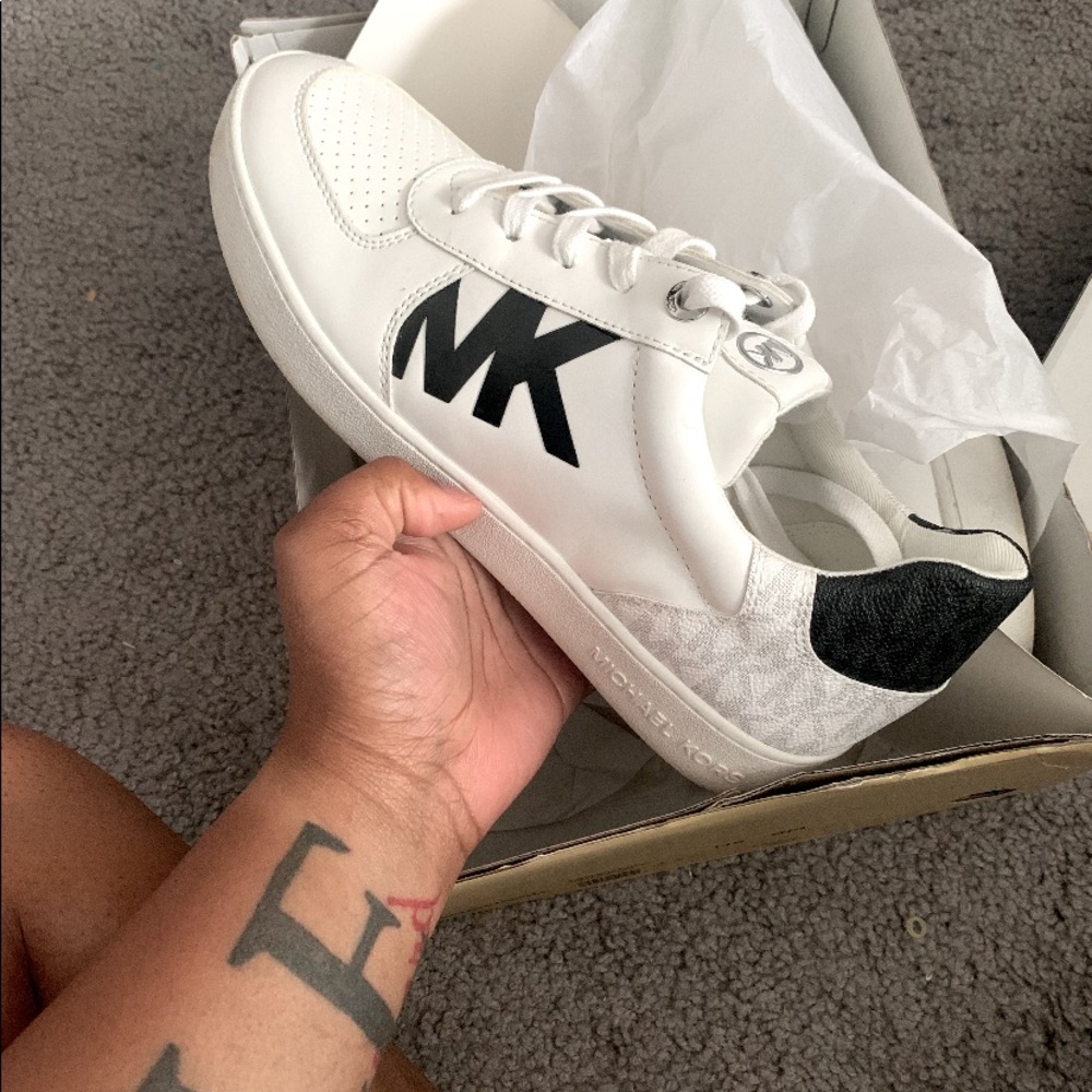 MK shoes